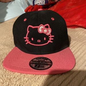 Hello kitty hat